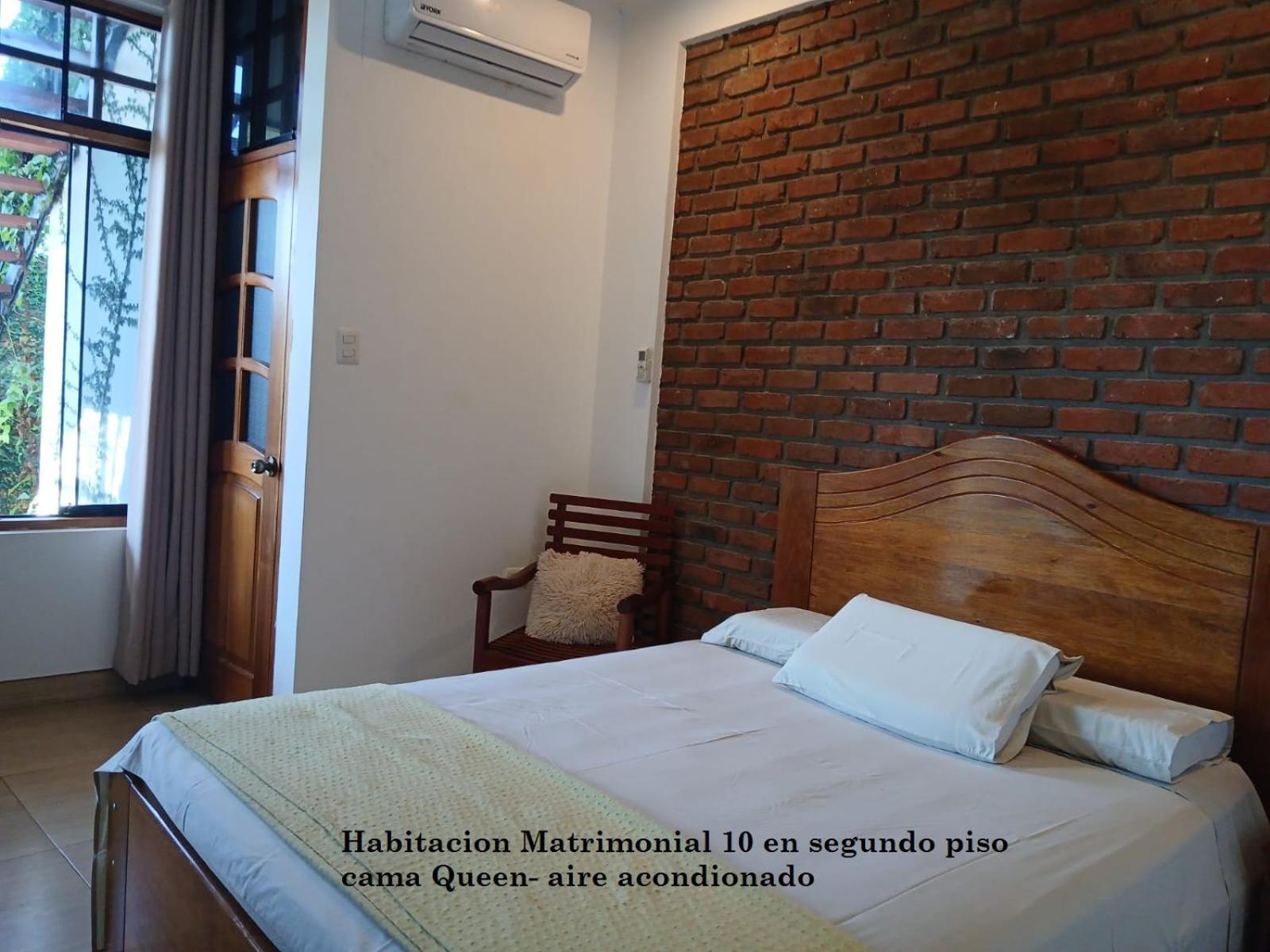 Alojamiento Familiar Custodia Tarapoto Eksteriør billede